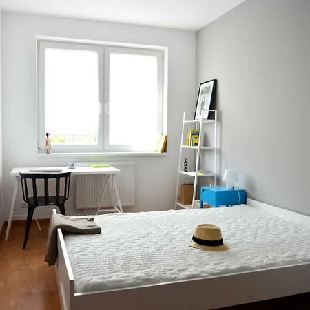 Brand New Apartment. Parking Spot Included! Bratislava Exterior photo